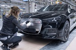 Mercedes запустил производство электрического C-Class в Венгрии