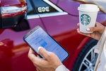 Mercedes-Benz открыл первую зарядную станцию рядом со Starbucks